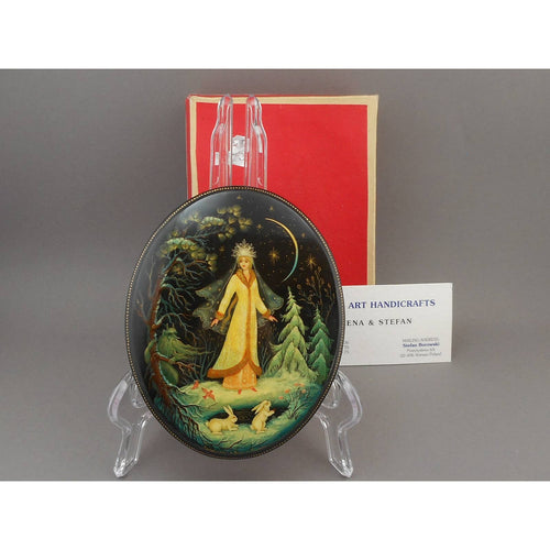Excellent Vintage Kholui Russian Hinged Lacquer Desk or Trinket Box - The Snow Maiden Fairy Tale - Circa 1980, Exquisitely Hand Painted and Signed - One of a Kind - Estate Collection