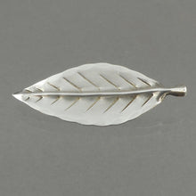 Load image into Gallery viewer, Vintage Handmade circa 1950 Stuart Nye Sterling Silver Brooch - Retro / Mid Century Modern Era Leaf Design Pin - Signed Fine Estate Jewelry