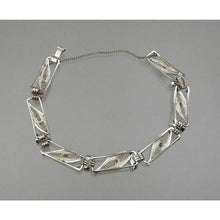 Load image into Gallery viewer, Vintage Sterling Silver Filigree Link Bracelet with Emerald Cut Blue Topaz Stones