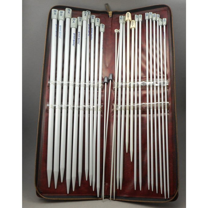 Susan Bates Plastic Knitting Needle Set with Zippered Case Lot of 24, 2 Aero Bernat