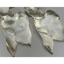 Load image into Gallery viewer, Pair of Vintage c 1940s / 1950s Frog Dress or Shoe Clips - Signed Kent Jewelry NYC - Silver Tone with Green Glass Stones