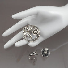 Load image into Gallery viewer, SCRAP 46.09 1.21.26 Vintage 1950s Danecraft Sterling Silver Screw Back Earrings and Brooch Set - Mid Century, Victorian Revival Style, Daisy Flower Design - Signed Designer Estate Collection Jewelry