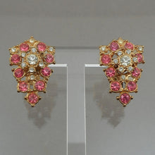 Load image into Gallery viewer, Vintage 1950s Pink Rhinestone Gold Tone Screw Back Earrings