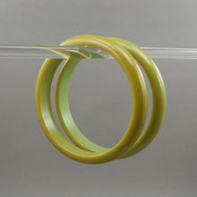 Load image into Gallery viewer, 2 Vintage Authentic Carved Bakelite Bangle Bracelet - Green Opaque Plastic - Simichrome Tested