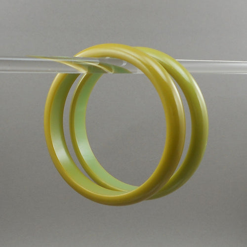 2 Vintage Authentic Carved Bakelite Bangle Bracelet - Green Opaque Plastic - Simichrome Tested