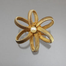 Load image into Gallery viewer, Excellent Large Vintage Mid Century Brooch - Natural Pearl, Gold Tone Wire Wrap - Flower Design - Estate Collection Jewelry