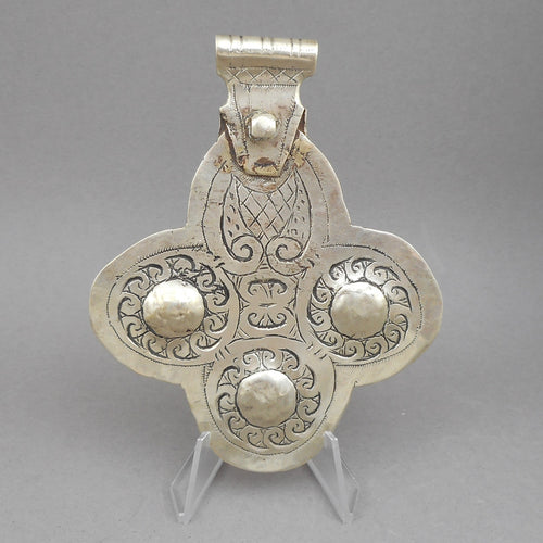 Antique or Vintage Foulet Khamsa Amulet Pendant - Handmade Moroccan * Berber Northern African - Trefoil Design Repousse Silver with Engraved Niello Detail