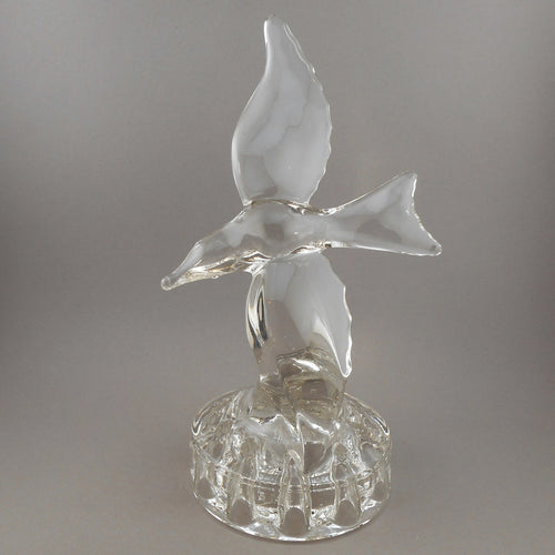 Vintage circa 1940 Cambridge Art Glass Seagull Bird Flower Frog Flying Bird Centerpiece