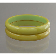 Load image into Gallery viewer, 2 Vintage Authentic Carved Bakelite Bangle Bracelet - Green Opaque Plastic - Simichrome Tested