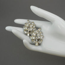 Load image into Gallery viewer, Excellent Large Vintage 1950s Weiss Rhinestone Clip On Leaf Earrings - Signed Designer Costume Jewelry