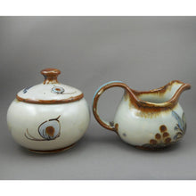 Load image into Gallery viewer, Vtg Ken Edwards Bird Design Creamer and Sugar Bowl Set - Artisan Pottery Mexico