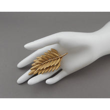 Load image into Gallery viewer, Vintage 1950s Hargo Feather or Leaf Brooch - Gold Tone Signed HAR Designer Pin, Estate Collection Jewelry - Excellent Condition
