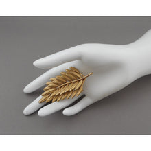 Load image into Gallery viewer, Vintage 1950s Hargo Feather or Leaf Brooch - Gold Tone Signed HAR Designer Pin, Estate Collection Jewelry - Excellent Condition