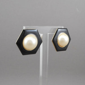 Vintage 1960s Signed Hobe´ Earrings - Faux Pearl Cabochons, Black Enamel, Gold Tone - Clip On