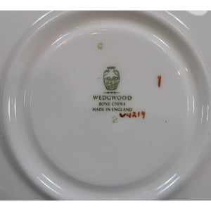 4 Wedgwood Bone China Cup and Saucer Sets - Florentine Pattern W4219, Gold Gilding on White - Dragons Griffins - Footed Teacup, Peony Shape - Old Green Urn Backstamp Mark - Excellent Estate Condition