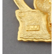 Load image into Gallery viewer, Vintage 1980s Jonette Jewelry Cat Couple Moon Brooch - Gold Tone, Signed JJ Designer Pin