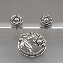 Load image into Gallery viewer, SCRAP 46.09 1.21.26 Vintage 1950s Danecraft Sterling Silver Screw Back Earrings and Brooch Set - Mid Century, Victorian Revival Style, Daisy Flower Design - Signed Designer Estate Collection Jewelry