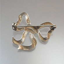 Load image into Gallery viewer, Vintage Victorian Revival Style Sterling Silver Ribbon Bow Brooch Lapel Collar Pin