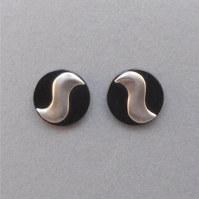 Vintage Modern Post Pierced Earrings - Black Glass Disc with Silver Tone Metal - Button Style 1980s