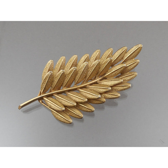 Vintage 1950s Hargo Feather or Leaf Brooch - Gold Tone Signed HAR Designer Pin, Estate Collection Jewelry - Excellent Condition