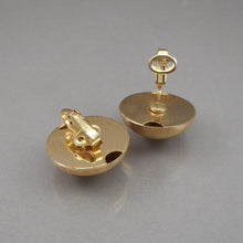 Load image into Gallery viewer, Large Vintage 1960s Crown Trifari Signed Clip Earrings Button Style Gold Tone