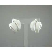 Load image into Gallery viewer, Vintage 1960s Crown Trifari Modernist Leaf Design Earrings Textured Silver Tone