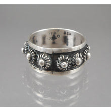 Load image into Gallery viewer, Vintage Mid Century Mexican Artisan Crafted Band Ring - Sterling Silver Cannetille Flowers - Size 8 - Hand Made in Mexico - Fine Estate Jewelry Collection