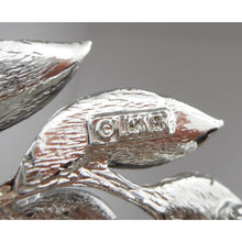 Load image into Gallery viewer, Vintage 1960s Lisner Wreath of Leaves Brooch - Matte Silver Tone - Signed Designer Pin - Estate Collection Jewelry