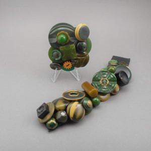 Handmade Jewelry Set of Vintage Early Plastic and Bakelite Buttons - Bracelet and Brooch - Green, Earth Tones