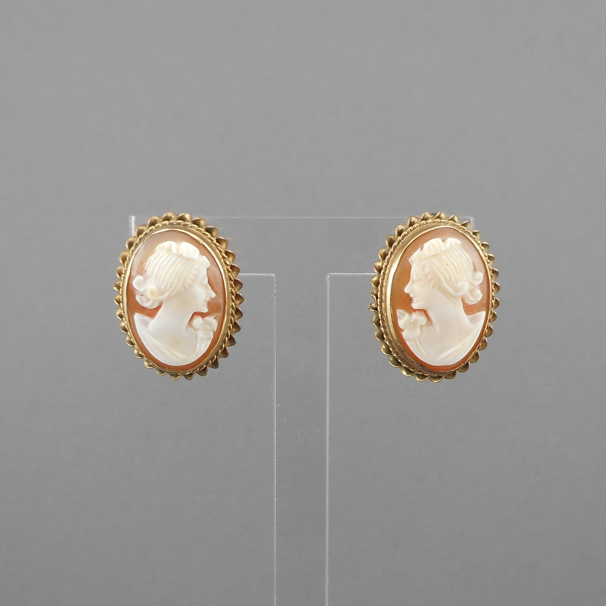Vintage Screw Back Cameo Earrings Victorian Revival Hand Carved