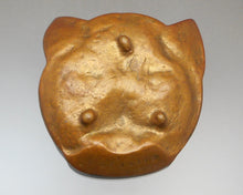 Load image into Gallery viewer, Vintage Ball &amp; Ball Brass or Bronze Cat Face Ashtray