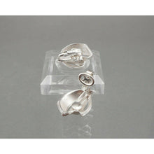 Load image into Gallery viewer, Vintage 1960s Crown Trifari Modernist Leaf Design Earrings Textured Silver Tone