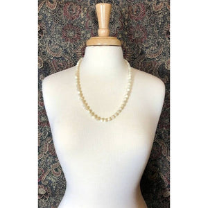 Vintage 1950s Mother of Pearl Necklace Knotted 8mm Polished Beads Opera Length