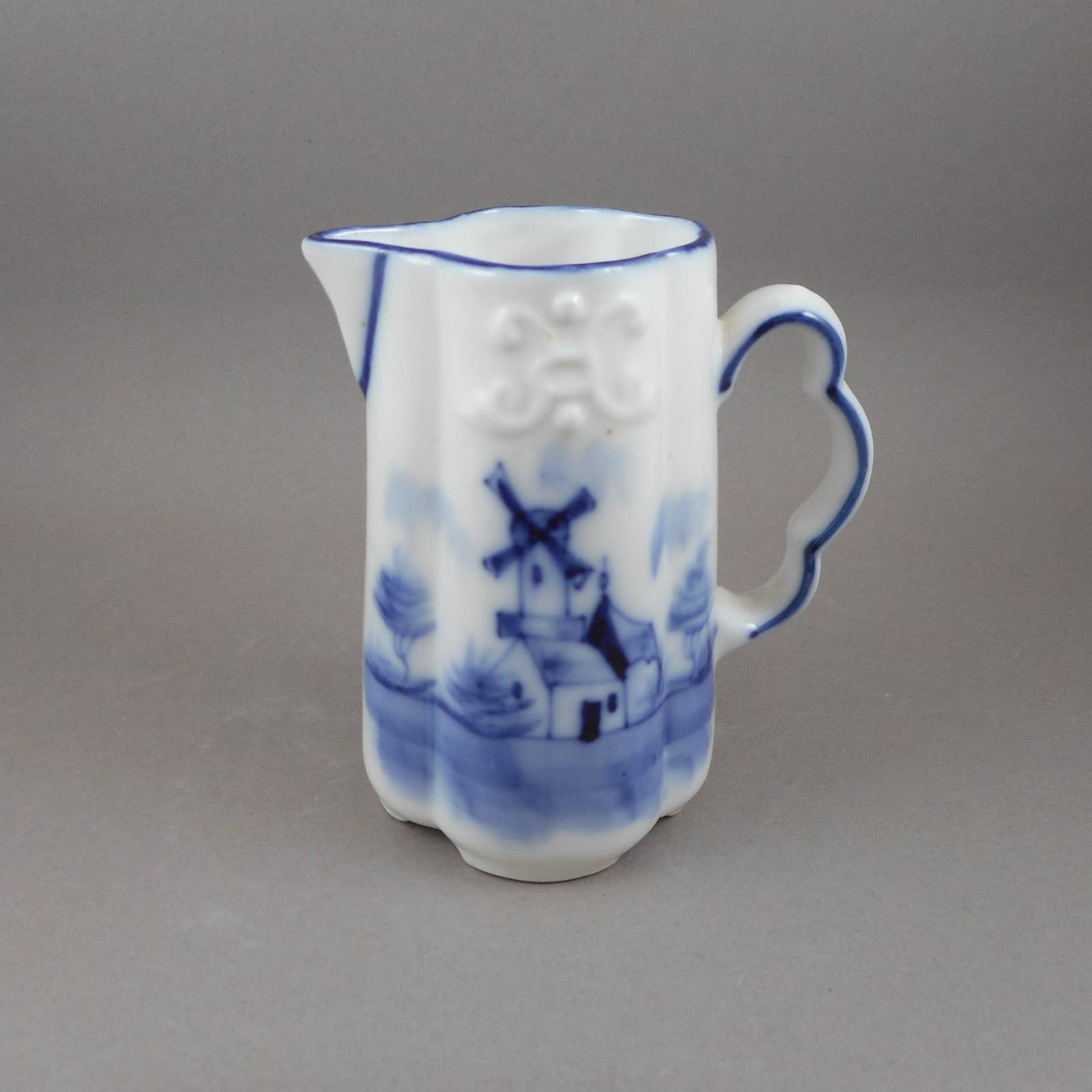 Vintage Small ceramic creamer pitcher with lid. White with Blue Bow on Lid